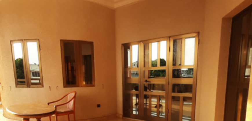 VILLA LUXUEUSE à FIDJROSSE ADJAHA