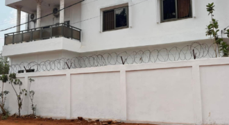 IMMEUBLE LOCATIF MODERNE À VENDRE – AKASSATO, ABOMEY-CALAVI