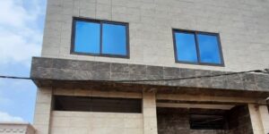 Immeuble moderne de près de 30 pièces extensibles à louer à Calavi – Carrefour Bidossèssi