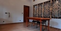 Immeuble moderne de près de 30 pièces extensibles à louer à Calavi – Carrefour Bidossèssi