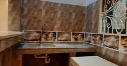 Immeuble moderne de près de 30 pièces extensibles à louer à Calavi – Carrefour Bidossèssi
